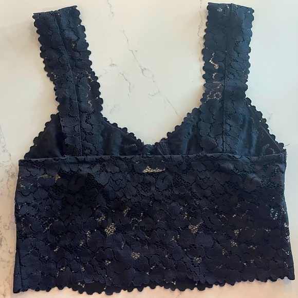 Free People Intimately Black Lace Dream Away Bralette, Brami, camisole. SM 0-4 - Picture 11 of 16